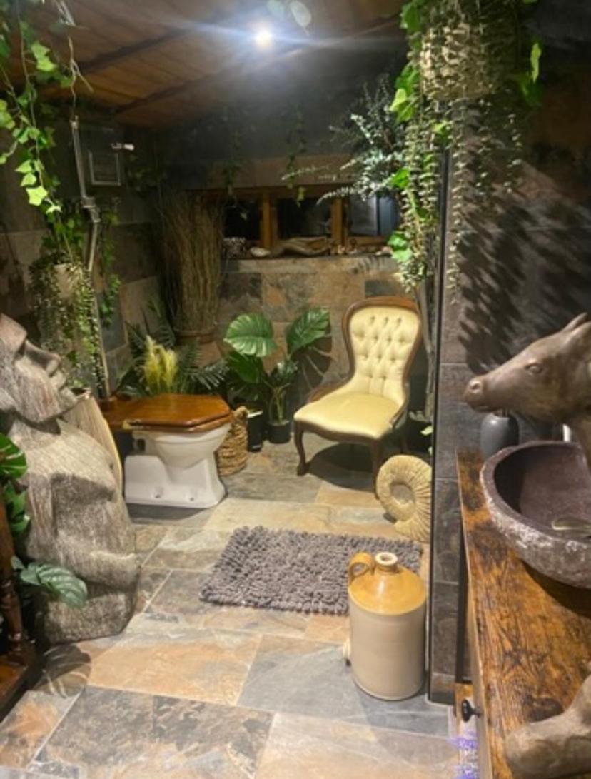 Jungle Cabin Martin Mill Buitenkant foto